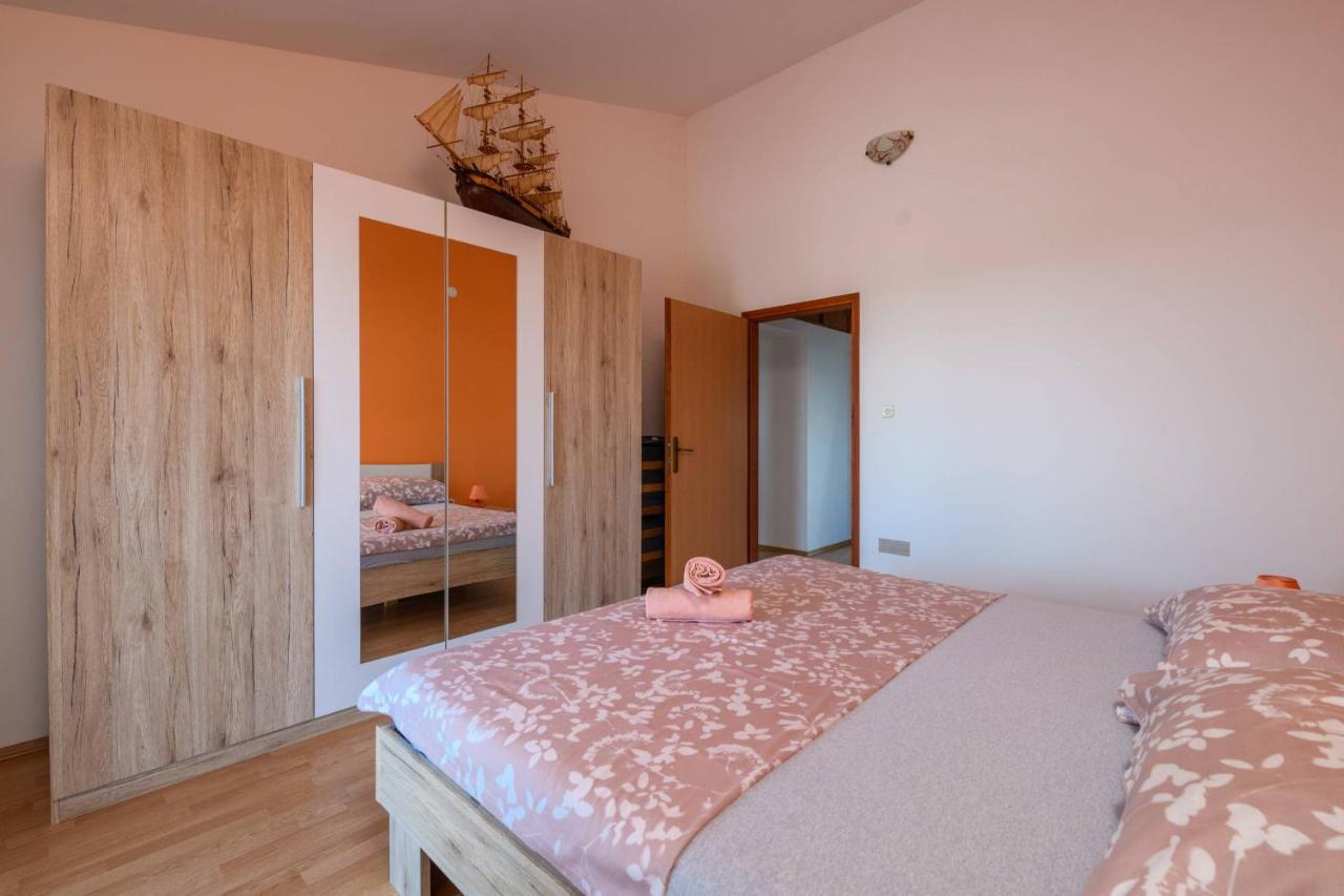 Apartament Ana Ližnjan Zewnętrze zdjęcie