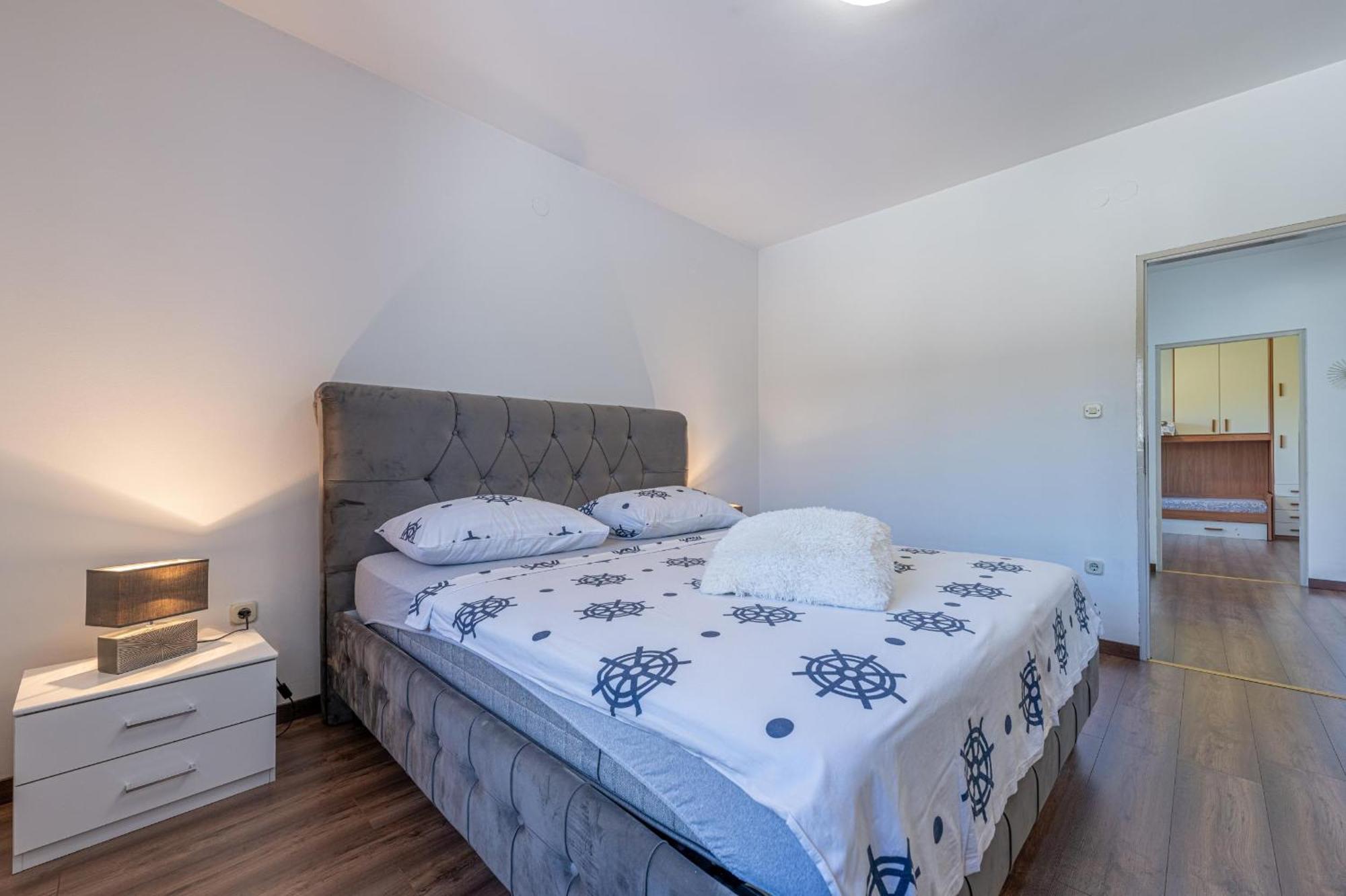 Apartament Ana Ližnjan Zewnętrze zdjęcie