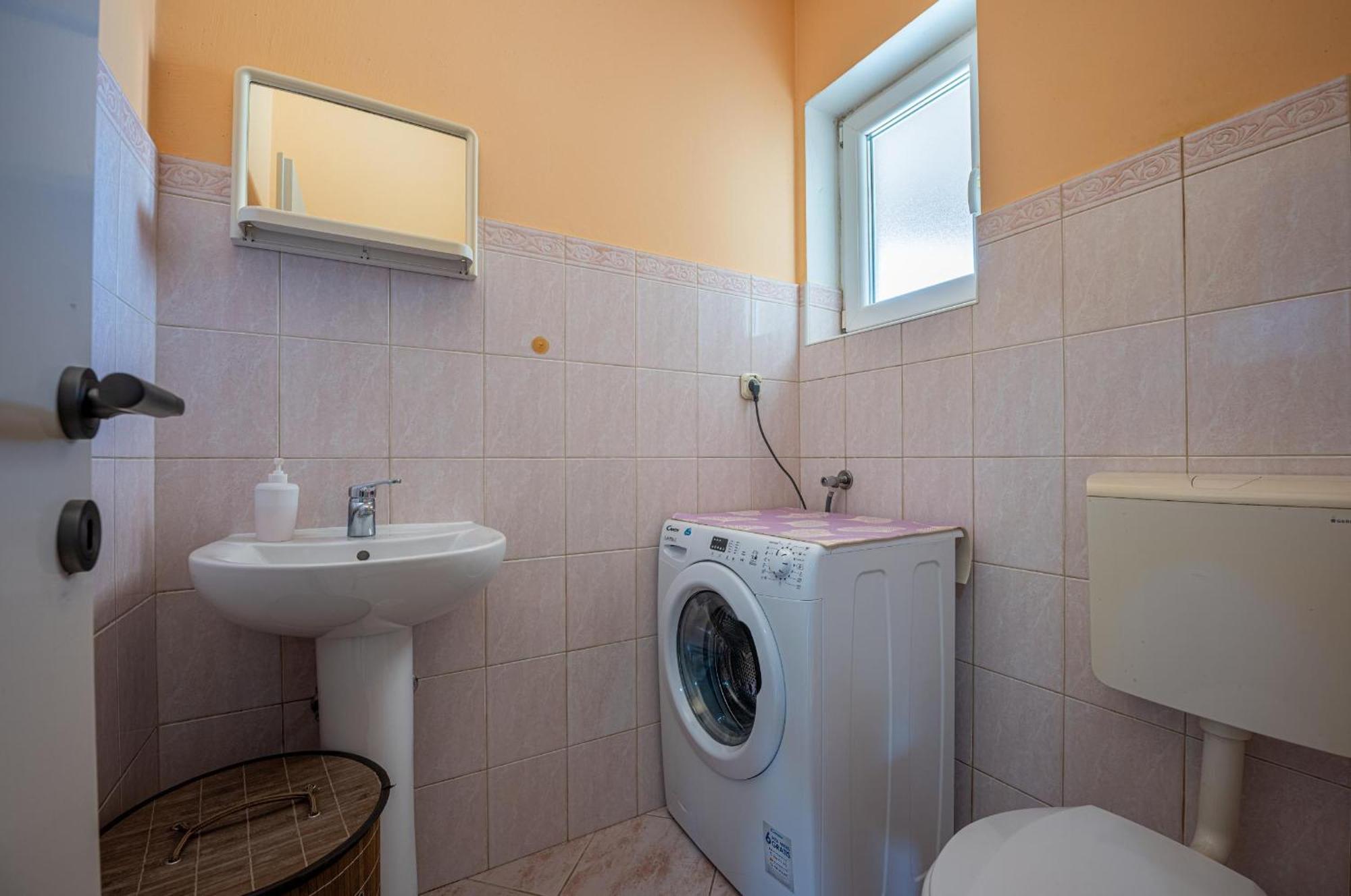 Apartament Ana Ližnjan Zewnętrze zdjęcie